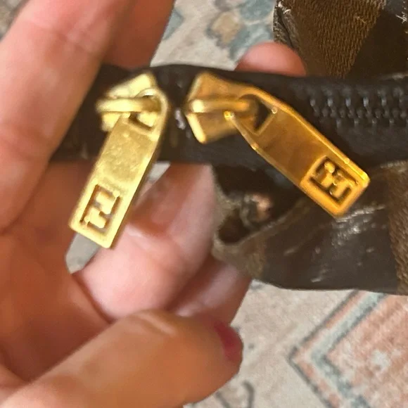 SOLD❤️ FENDI Roma Pequin Stripe Coated Canvas Duffle/ Travel/ Weekender Bag XL - Picture 4 of 13